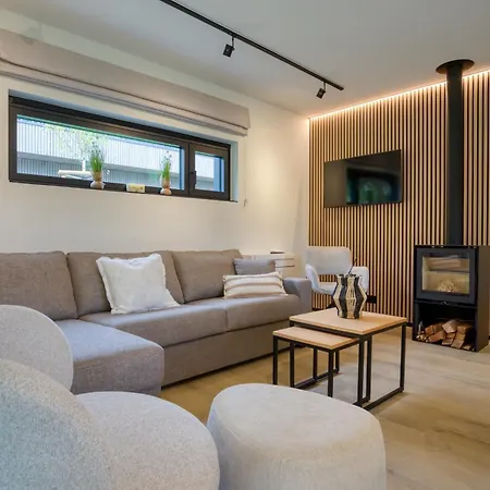 Nature Lake Village - Villa N°22 - 8 Personnes *