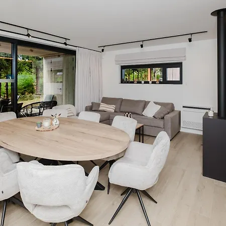 Nature Village - Cosy N°22 - 8 Personnes Avec Jacuzzi Lodge