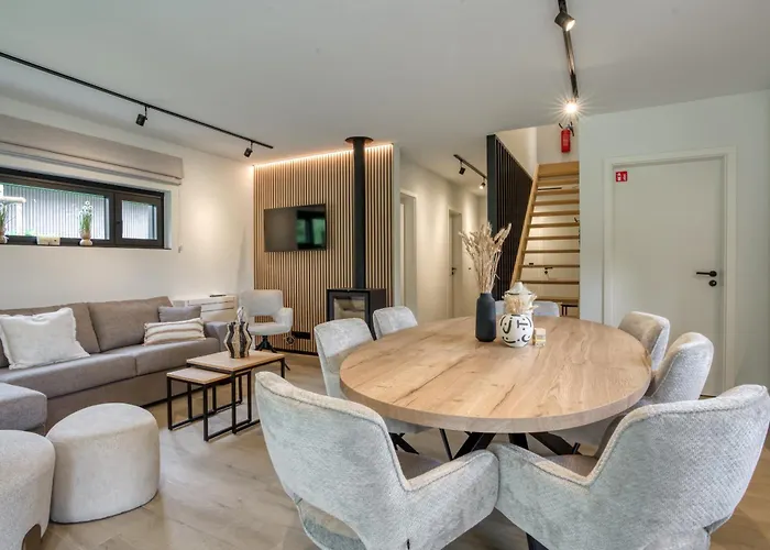 Lodge Nature Lake Village – Villa N°22 – 8 Personnes *