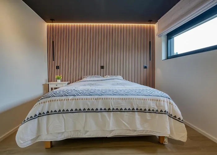 Lodge Nature Lake Village – Villa N°22 – 8 Personnes Bullange