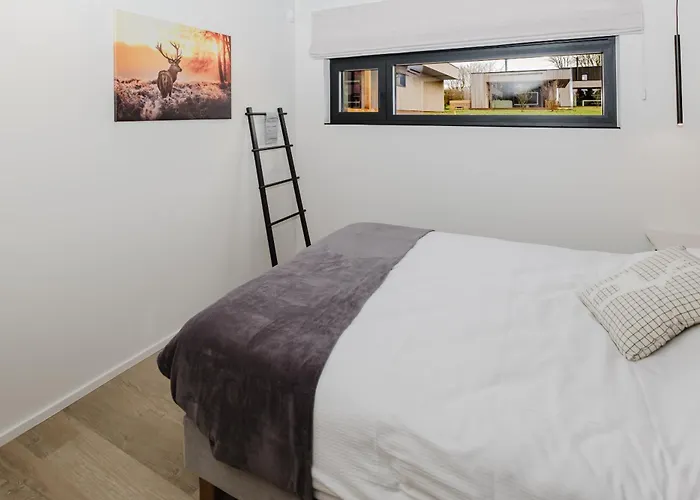 Lodge Nature Village - Cosy N°22 - 8 Personnes Avec Jacuzzi *