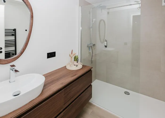 Lodge Nature Village - Cosy N°22 - 8 Personnes Avec Jacuzzi *